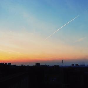 女人喂男人奶乳视频
